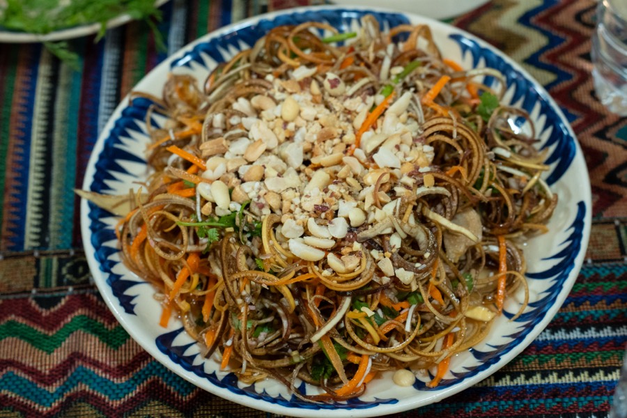 Nộm rau rừng